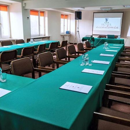Hotel Accademia Ostrowiec Świętokrzyski Dış mekan fotoğraf