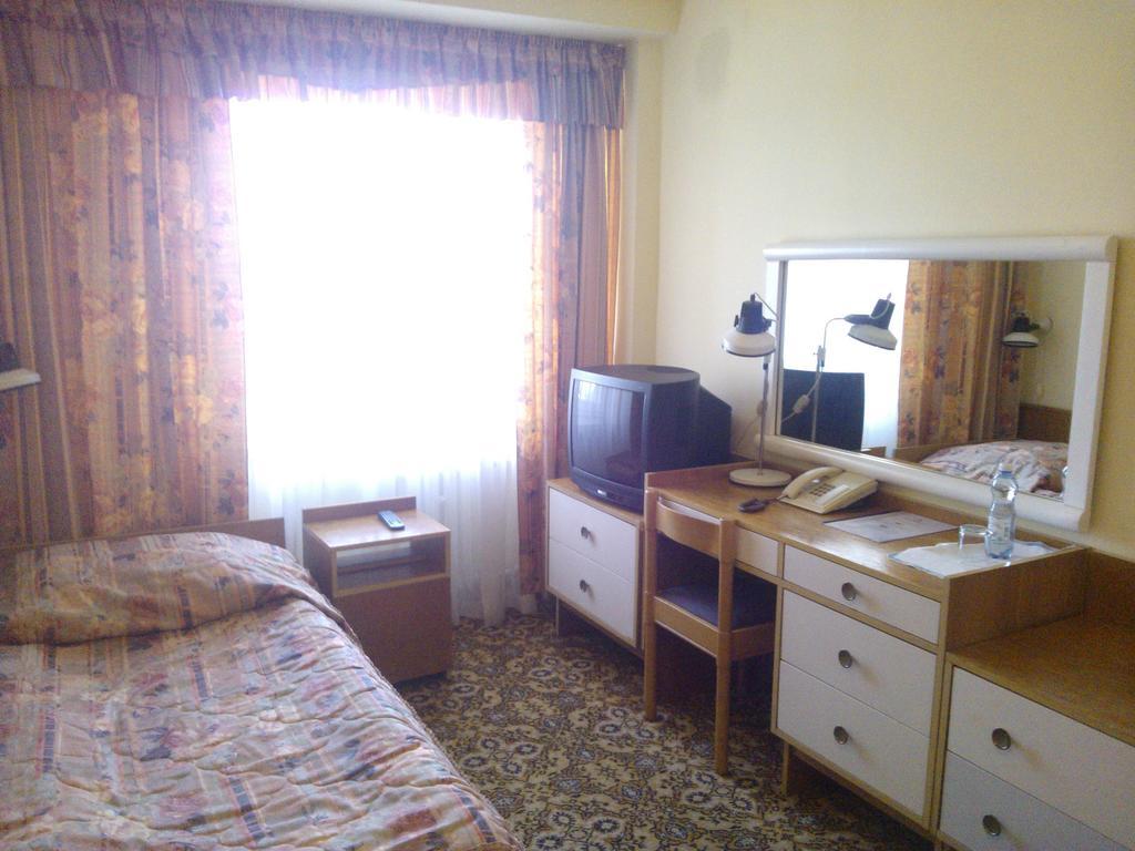Hotel Accademia Ostrowiec Świętokrzyski Oda fotoğraf